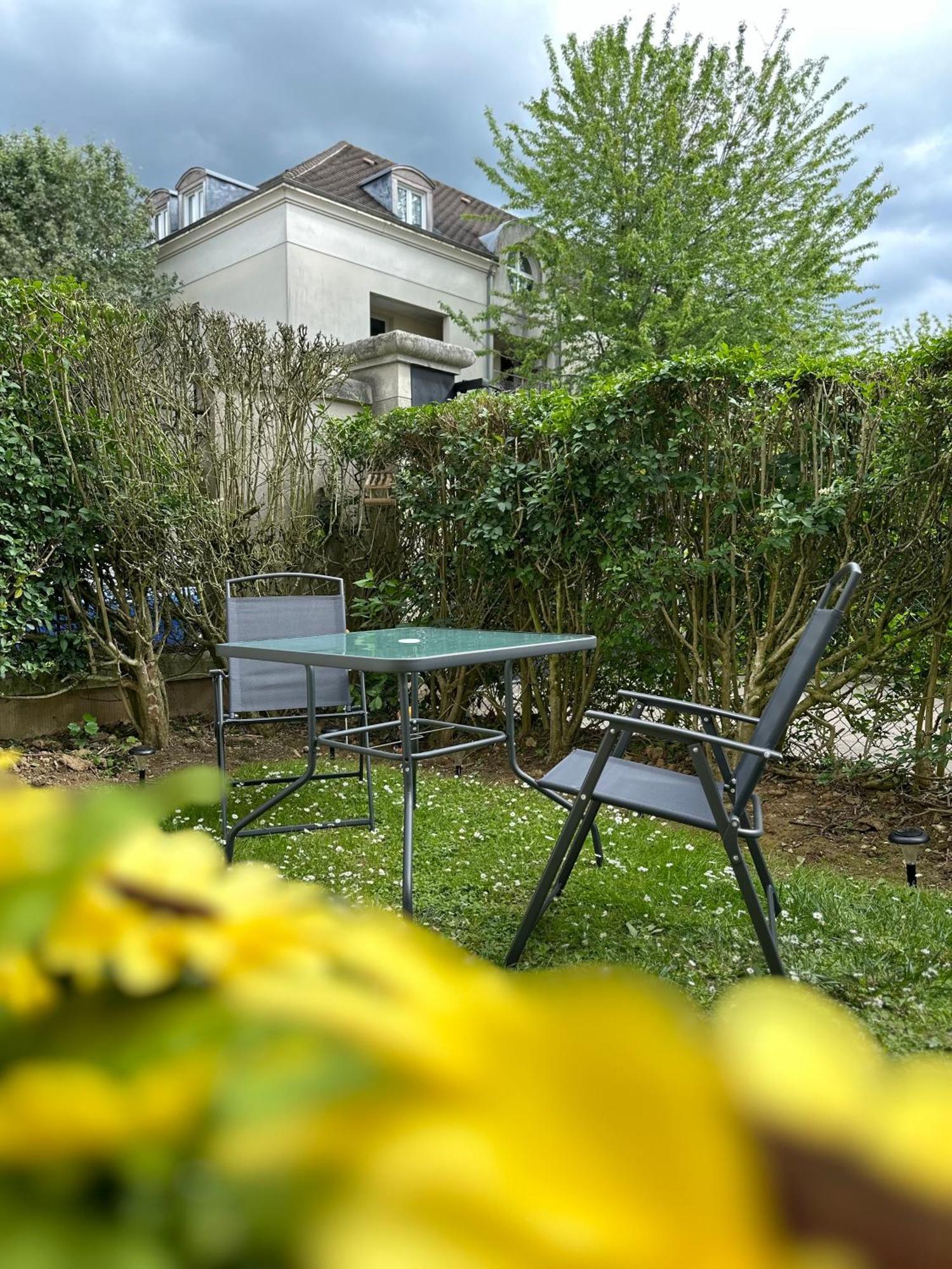 6Personne,10Mn De Disney,30Mn De Paris,Parking Bussy-Saint-Georges Luaran gambar